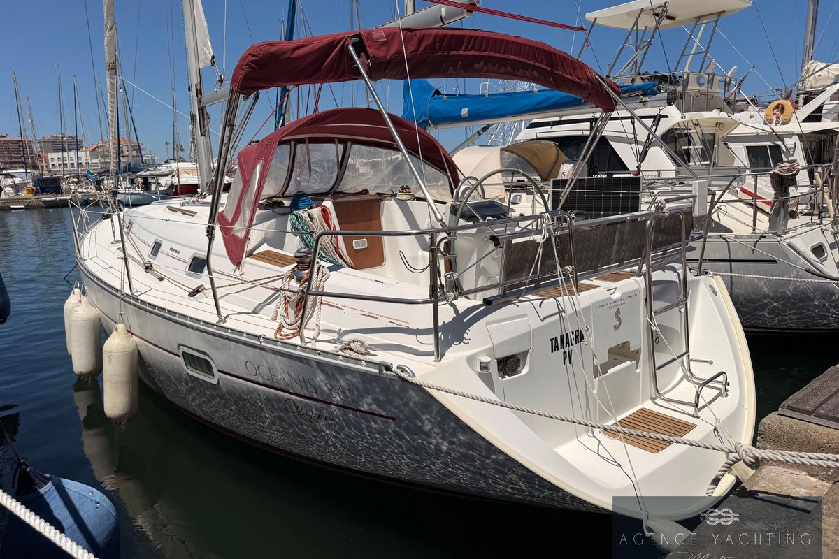 2002 Beneteau Oceanis Clipper 361 for sale in Saint-Cyprien, Pyrénées-Orientales, France