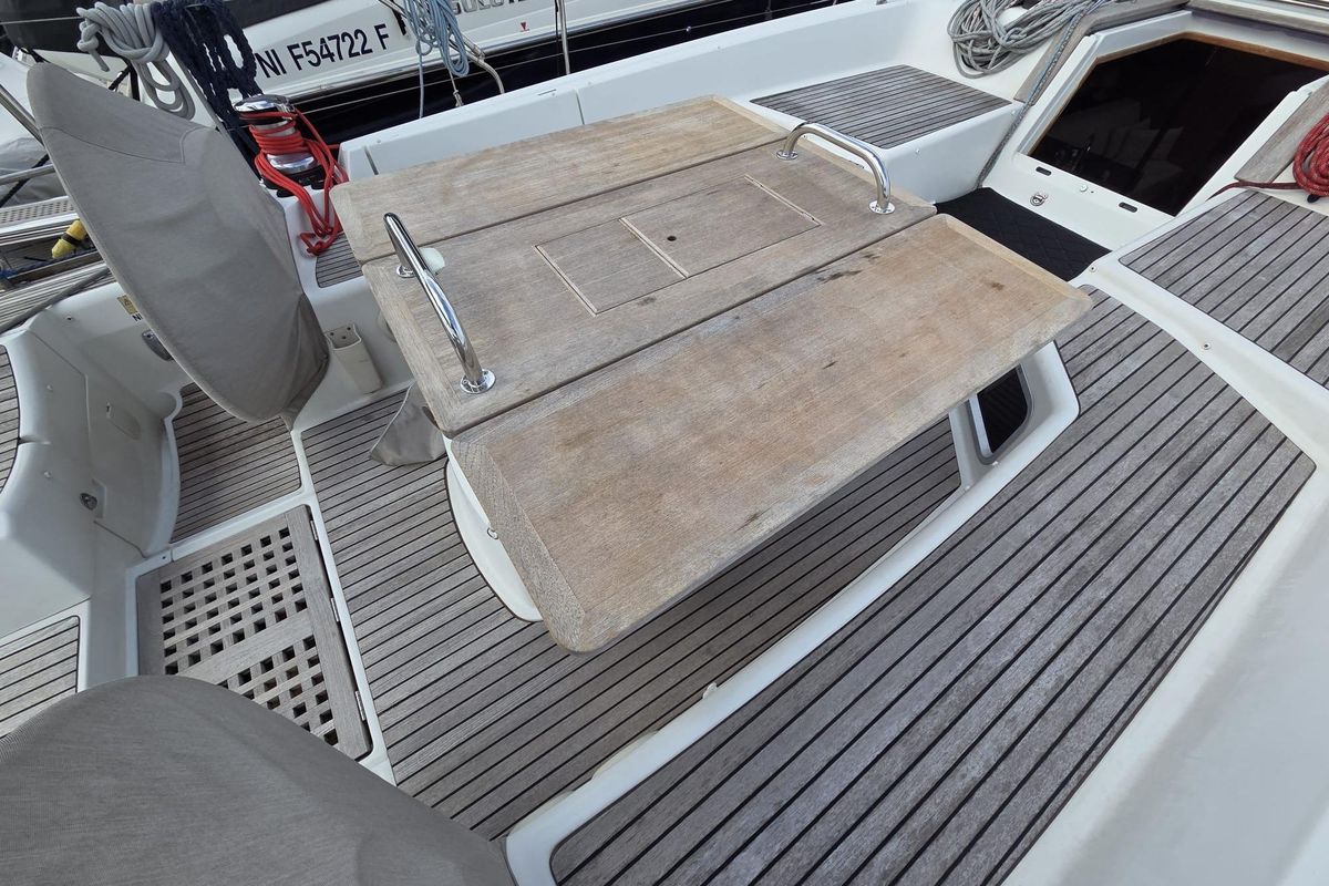 2014 Jeanneau 53