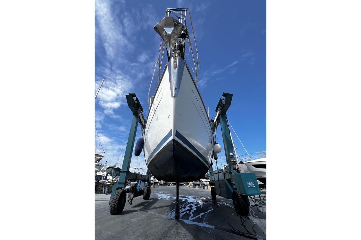 2006 Bavaria Cruiser 46 for sale in Birgu, Malta 47 ft
