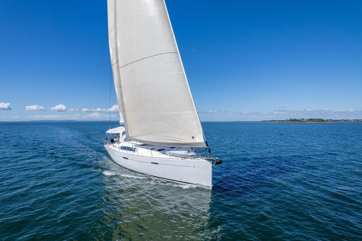 2010 Beneteau Oceanis 58
