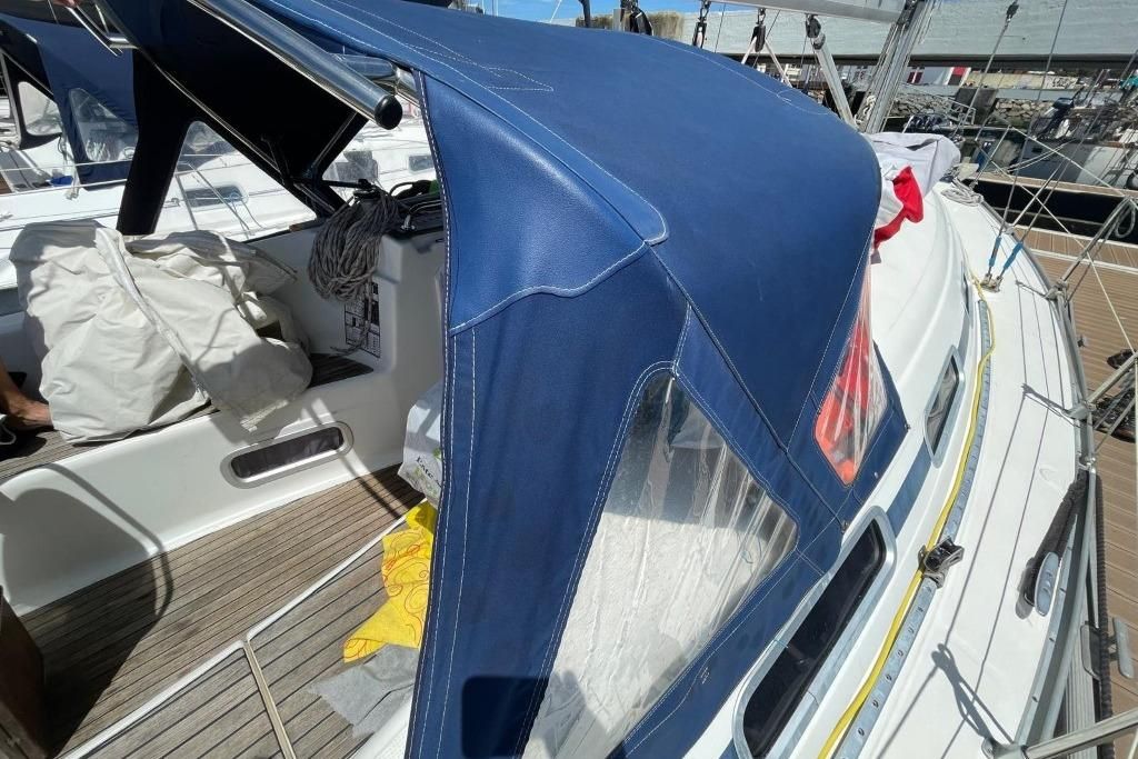 2003 Bavaria 32