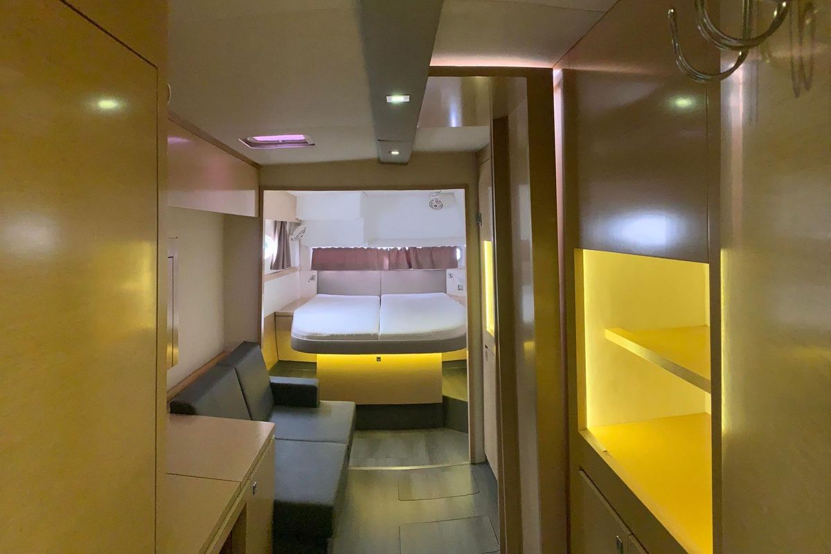 2015 Fountaine Pajot Helia 44
