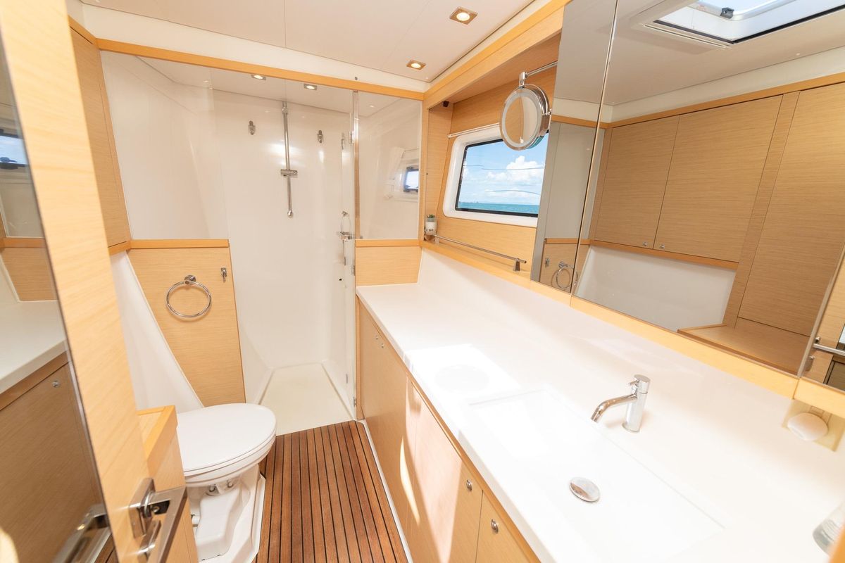 2016 Lagoon 450 S