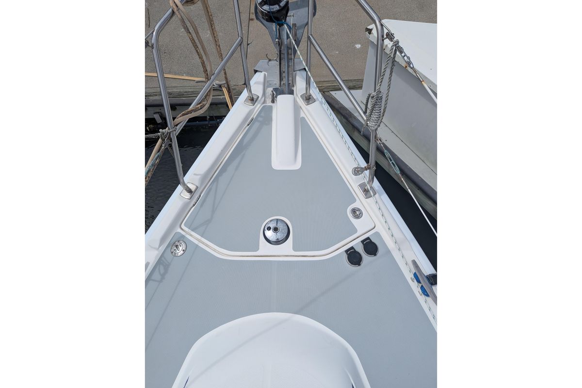 2006 Hunter 33
