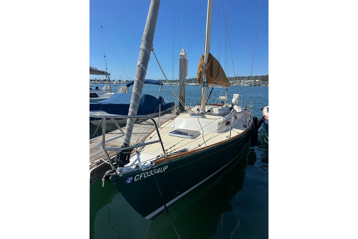 2011 Alerion Sport 33 for sale in La Playa, California 33 ft