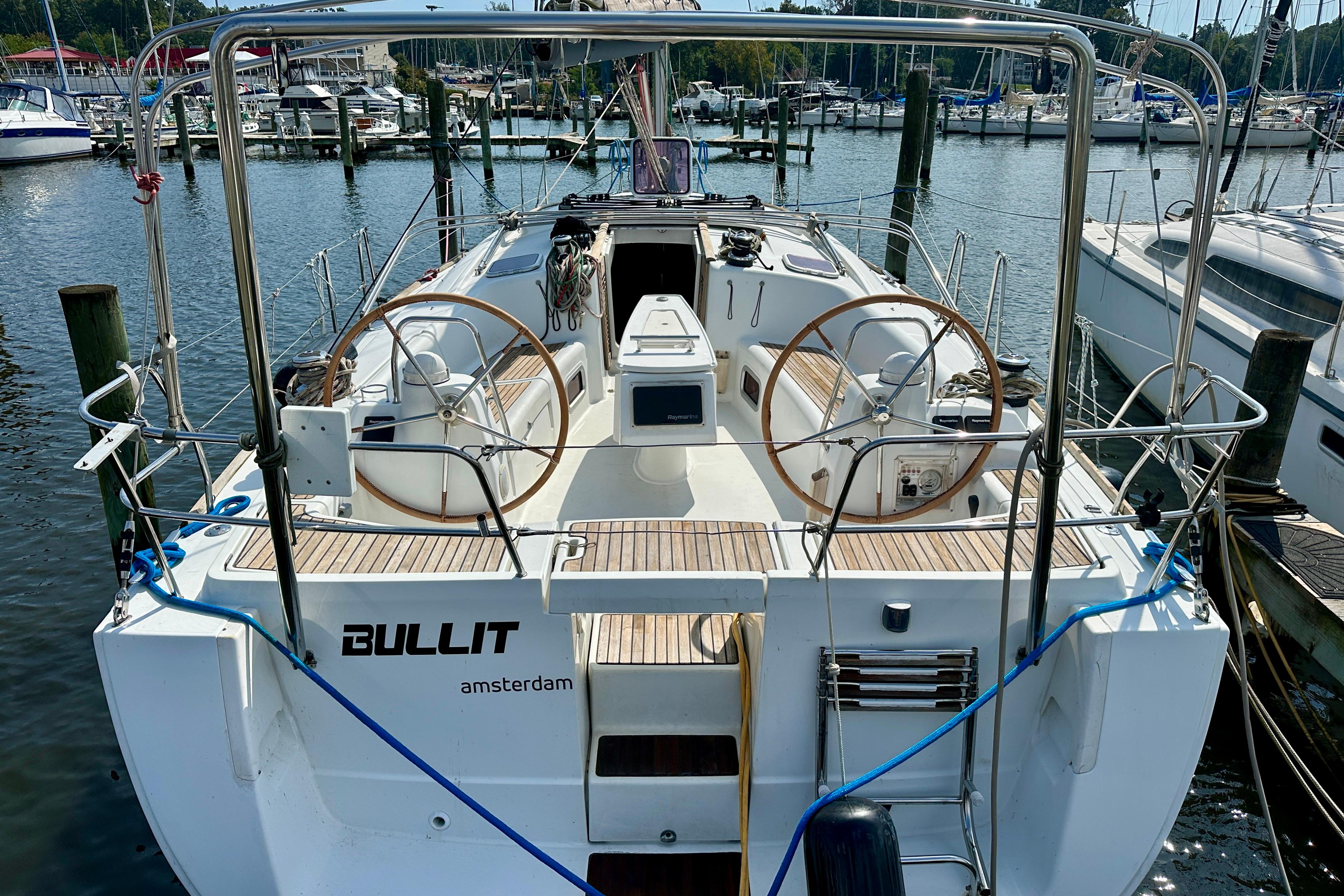 2011 Beneteau Oceanis 40