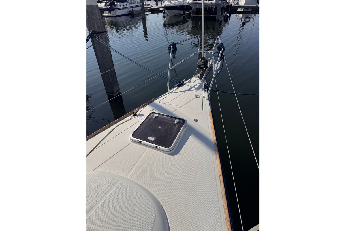2004 Beneteau First 36.7