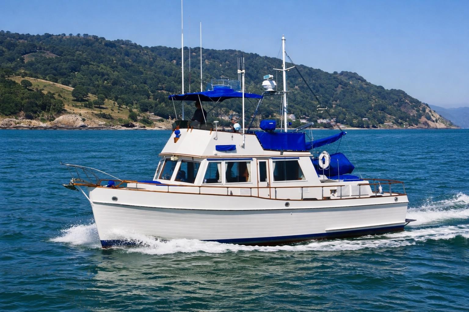 1982 Grand Banks 42 Classic
