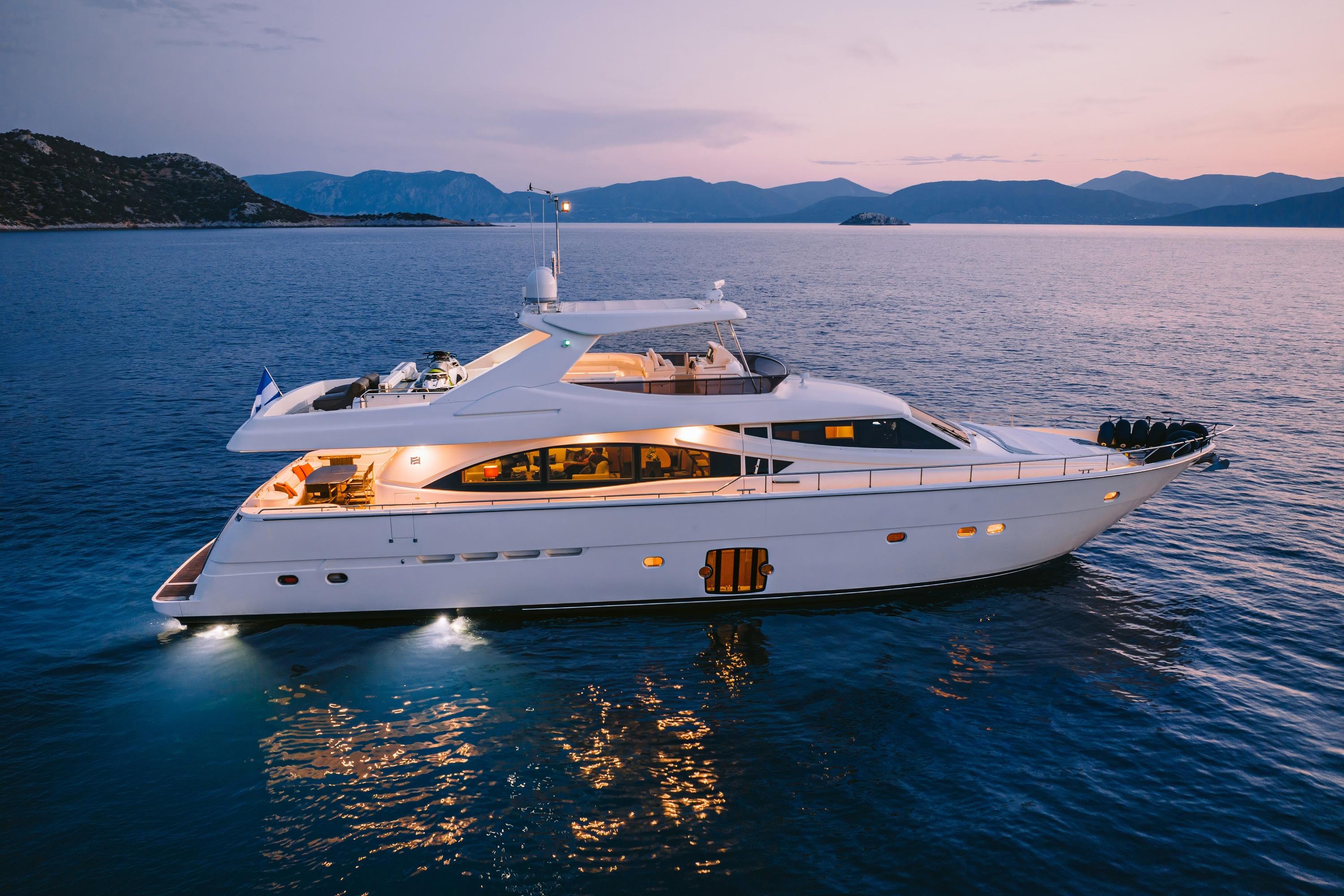 2009 Maybe Not 272' Ferretti Yachts