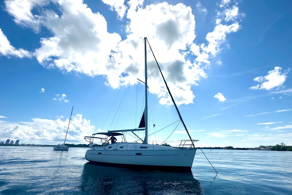 2003 Beneteau Oceanis Clipper 331