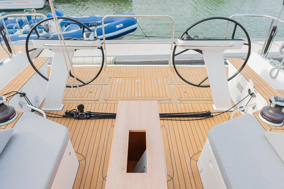2024 Beneteau First 44