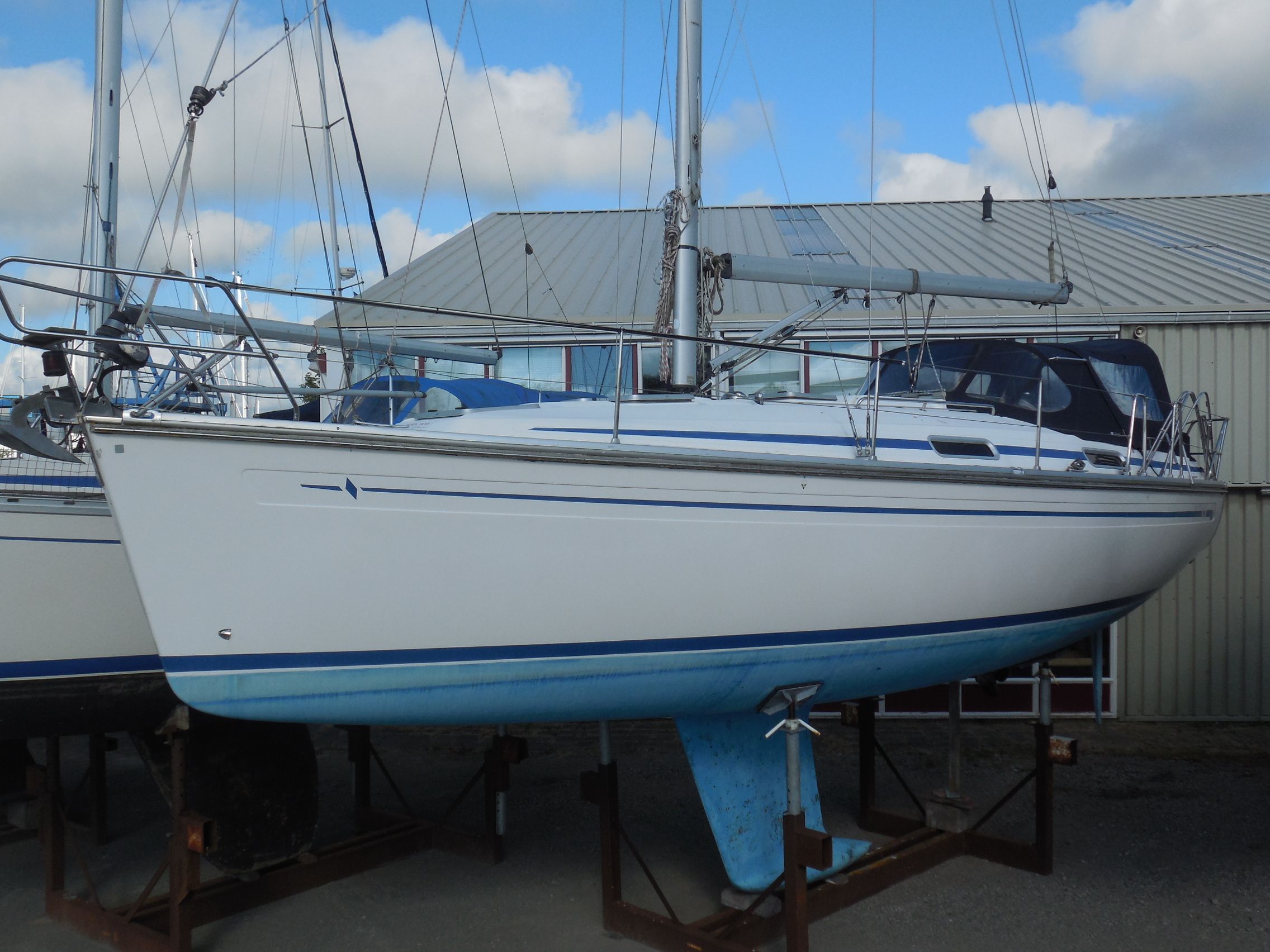 1999 Bavaria 34 - 2 for sale in Verkoophaven, Netherlands