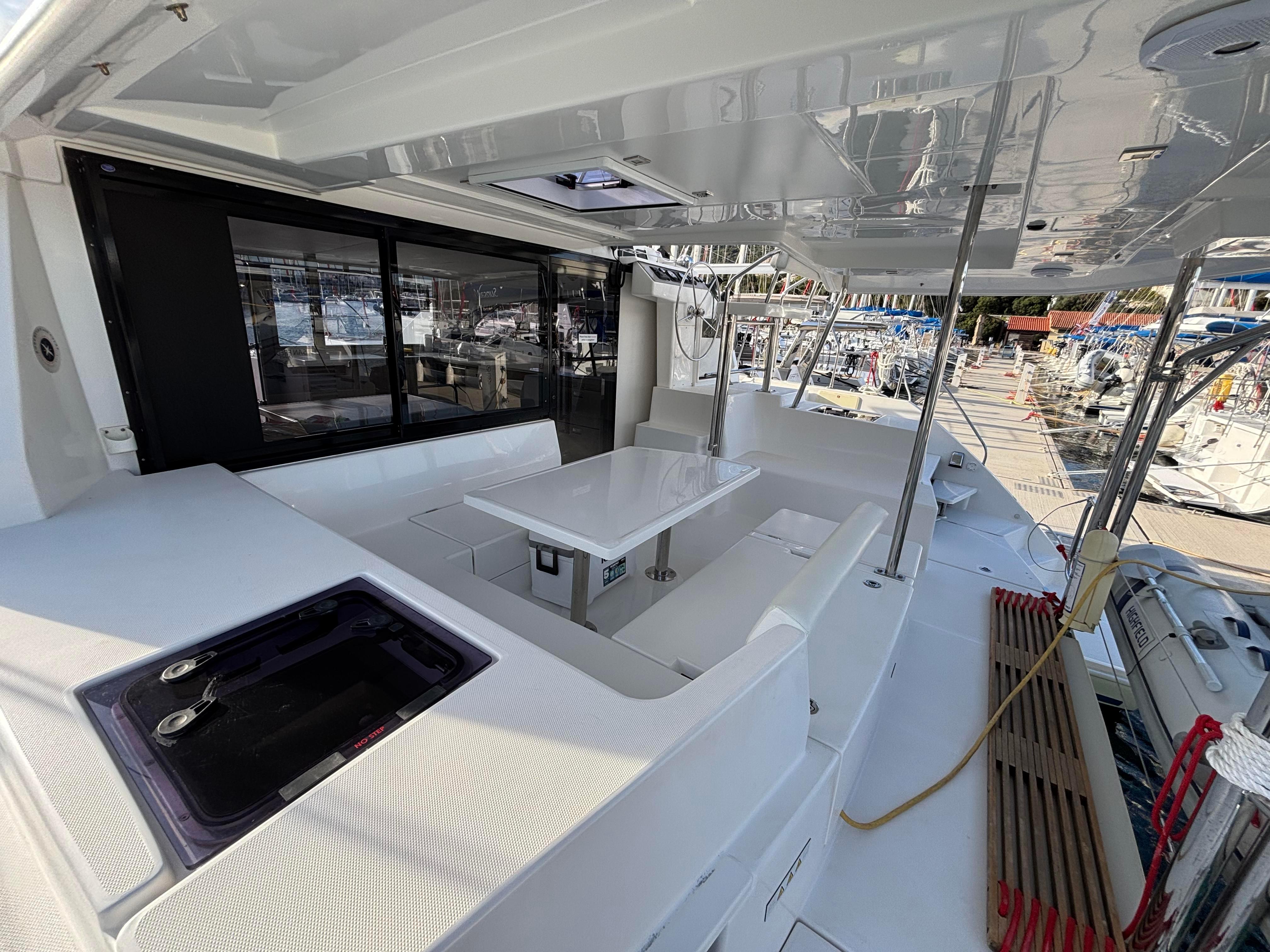 2019 Leopard 40