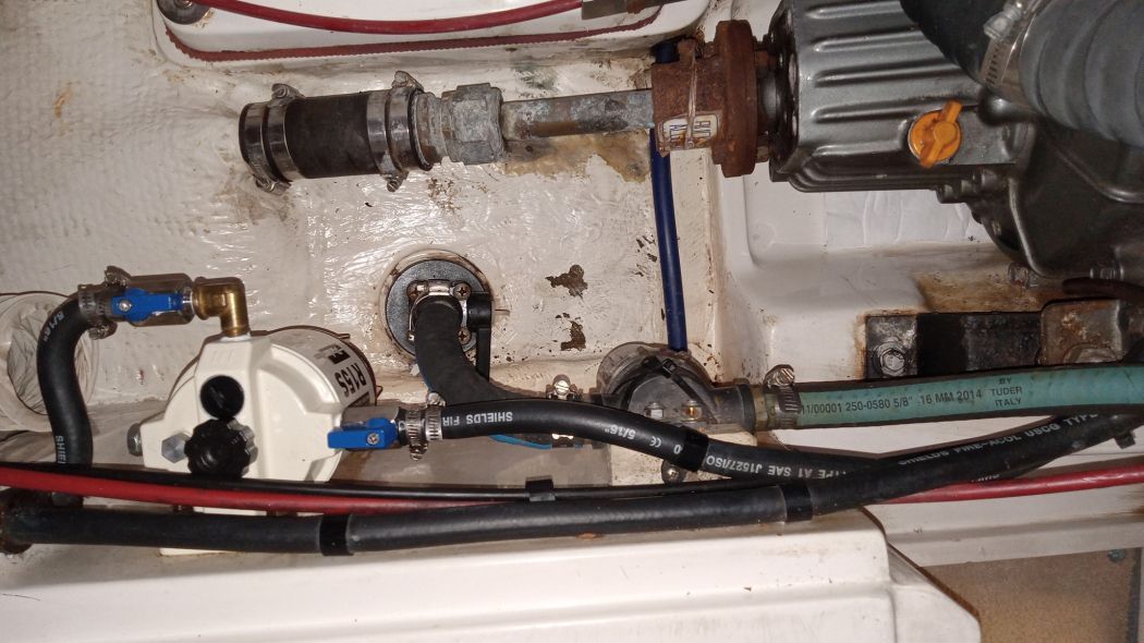 2000 Catalina 320