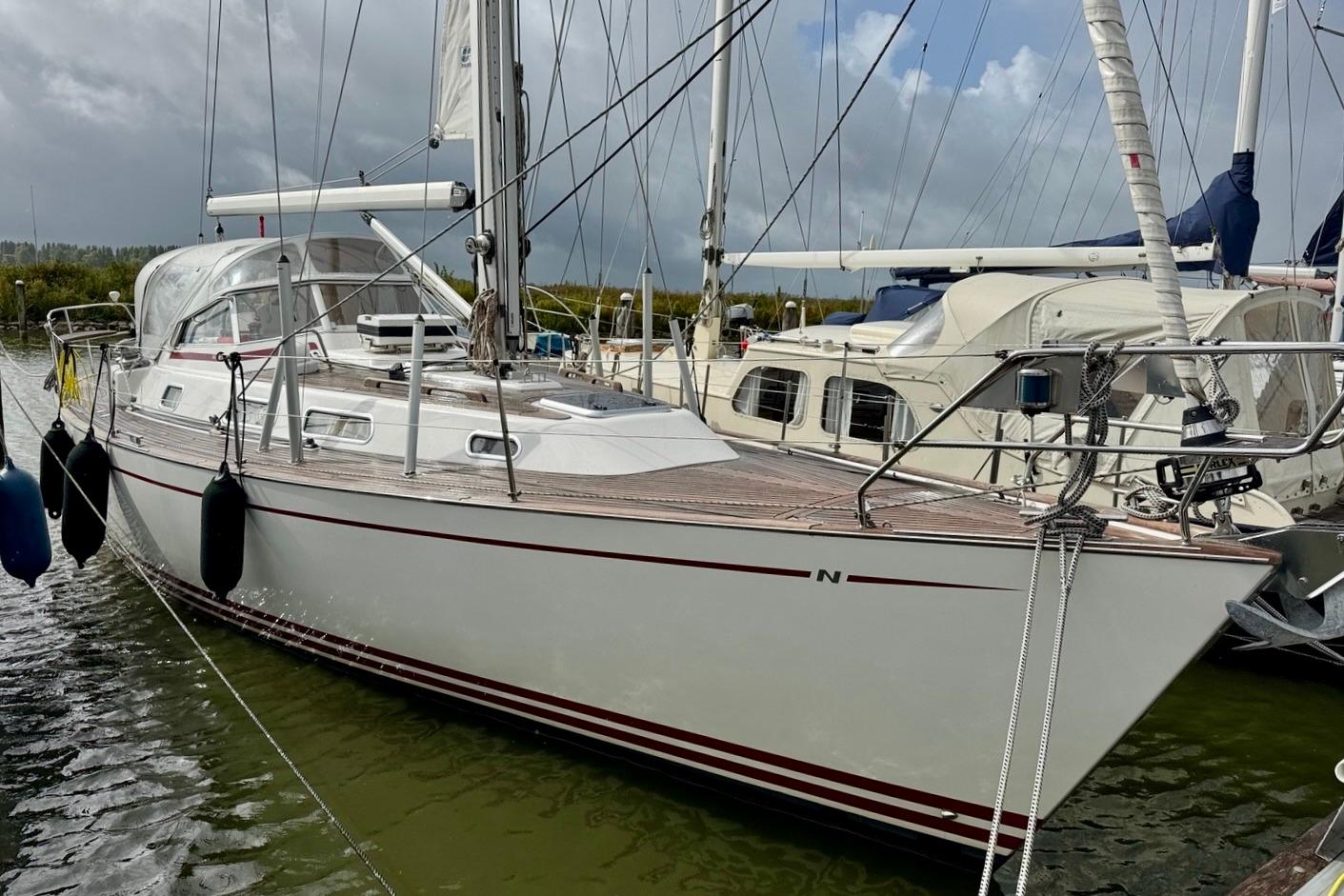 2006 Najad 380