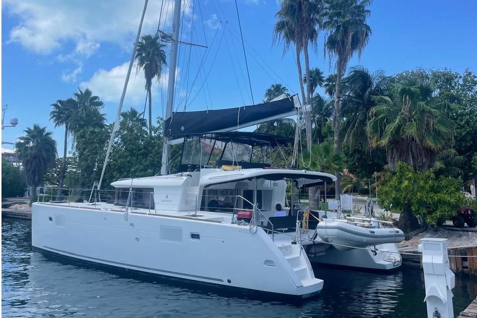 2019 Lagoon 450