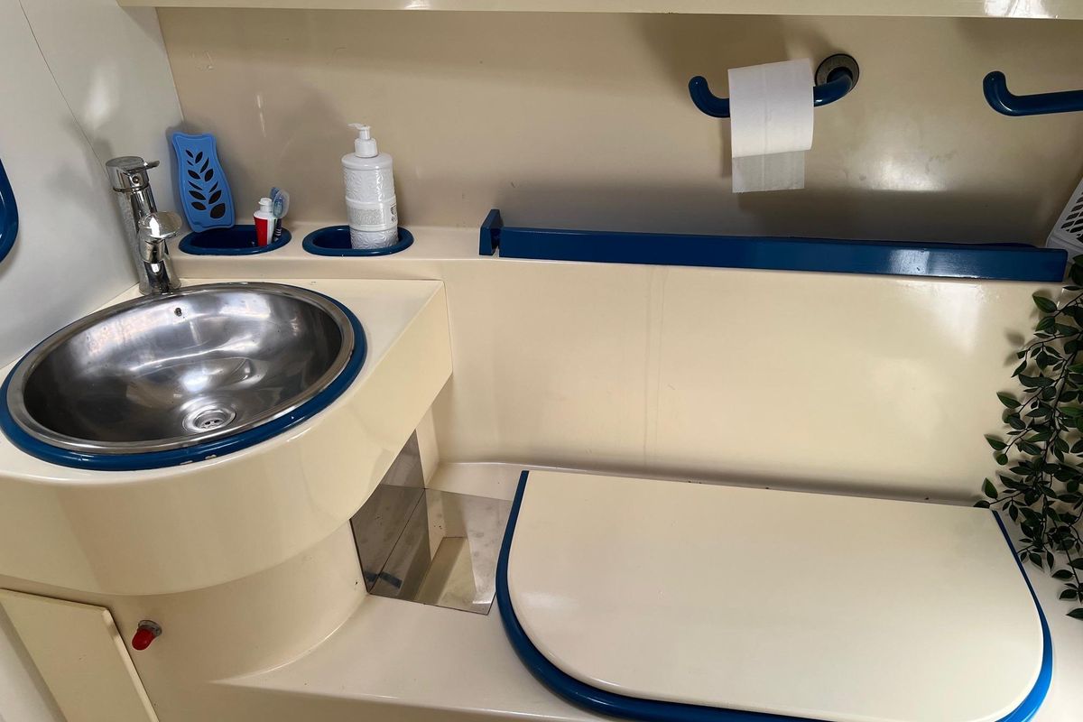 1992 Ferretti Yachts Altura 41