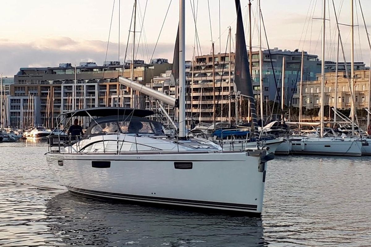 2015 Bavaria Vision 46