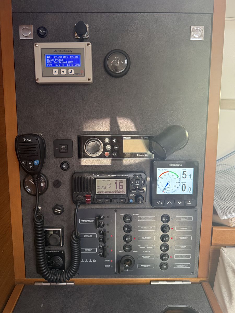 2017 Jeanneau Sun Odyssey 349