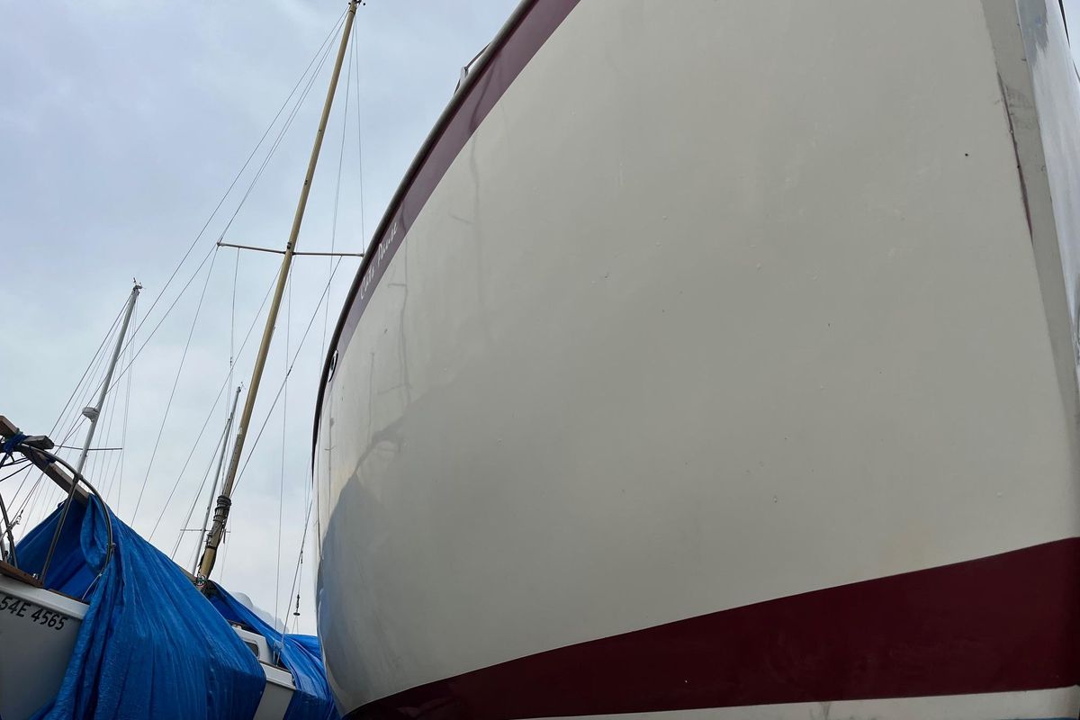 1980 Hinterhoeller Nonsuch 30 Classic