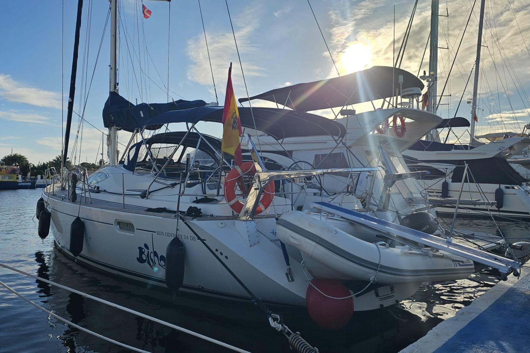 2005 Jeanneau Sun Odyssey 54 DS for sale in Valencia, Spain