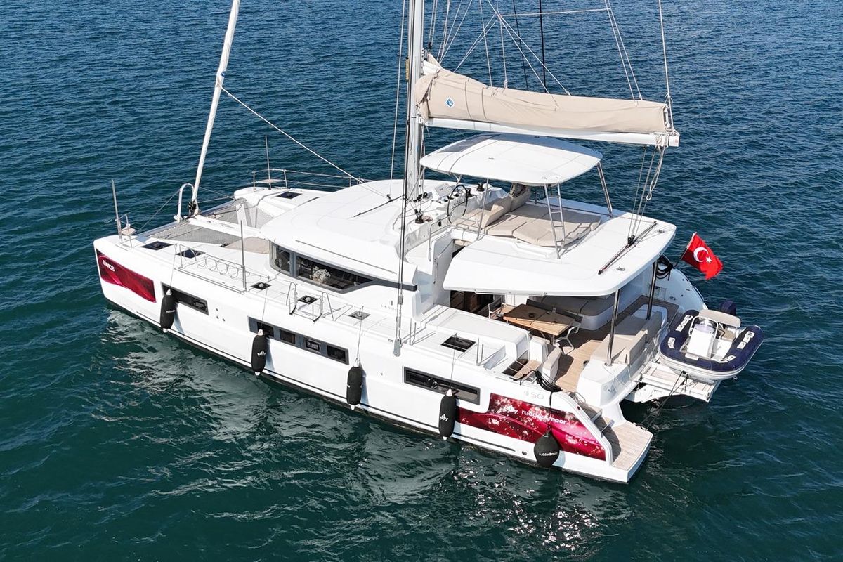 2022 Lagoon 50