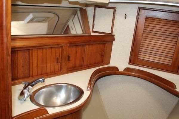 1994 Island Packet 40