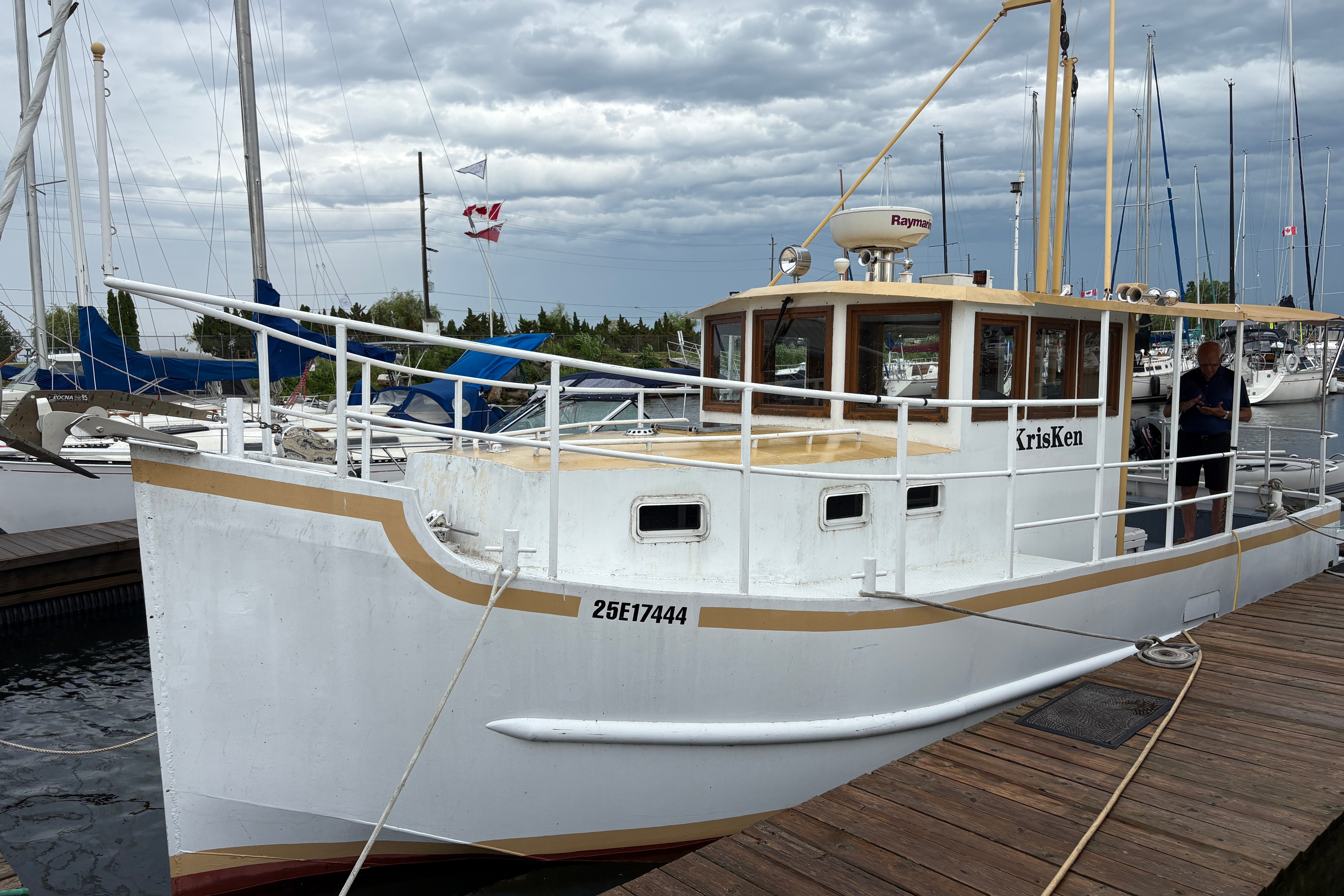 1995 Custom 30 Foot Steel Tug