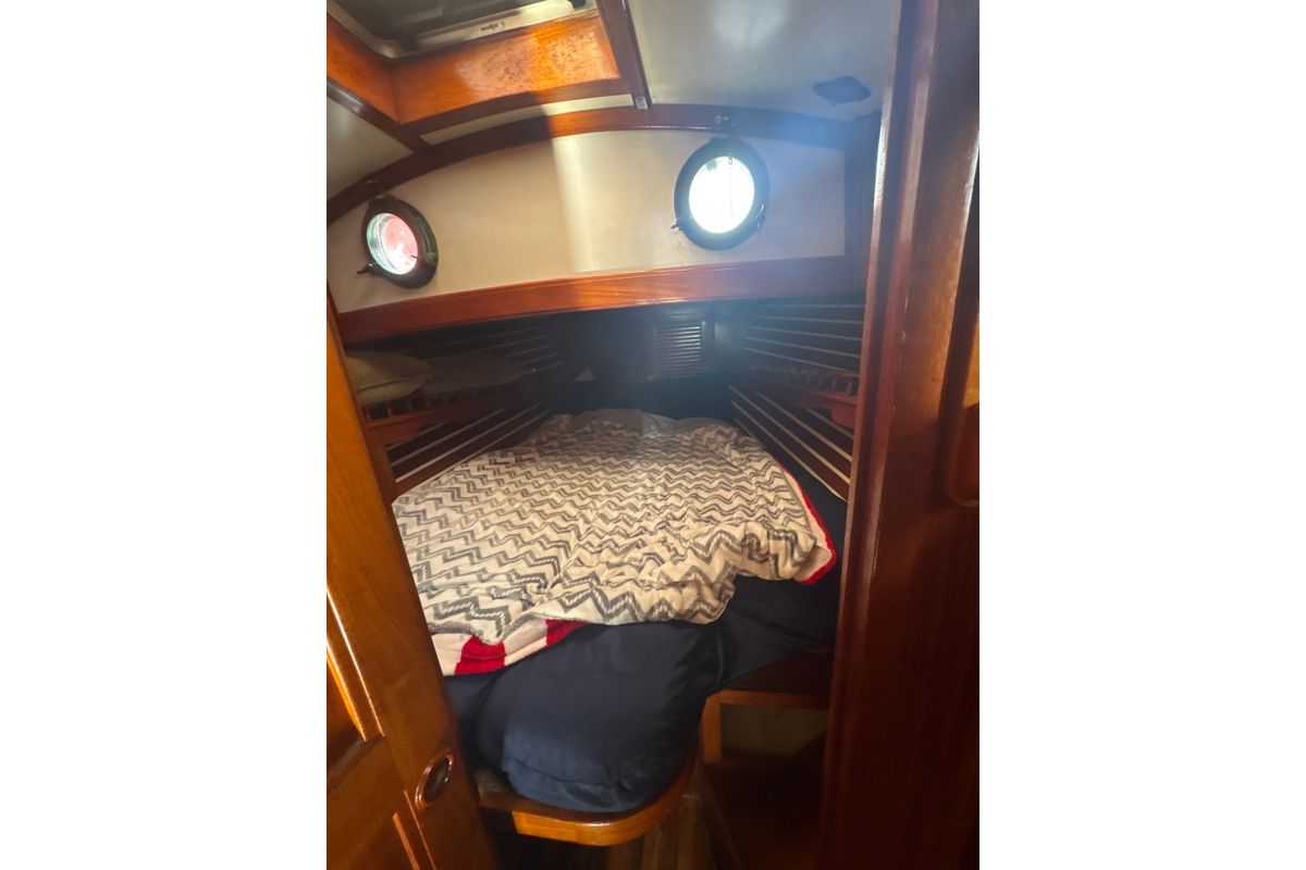 1977 Tayana 37 Ct