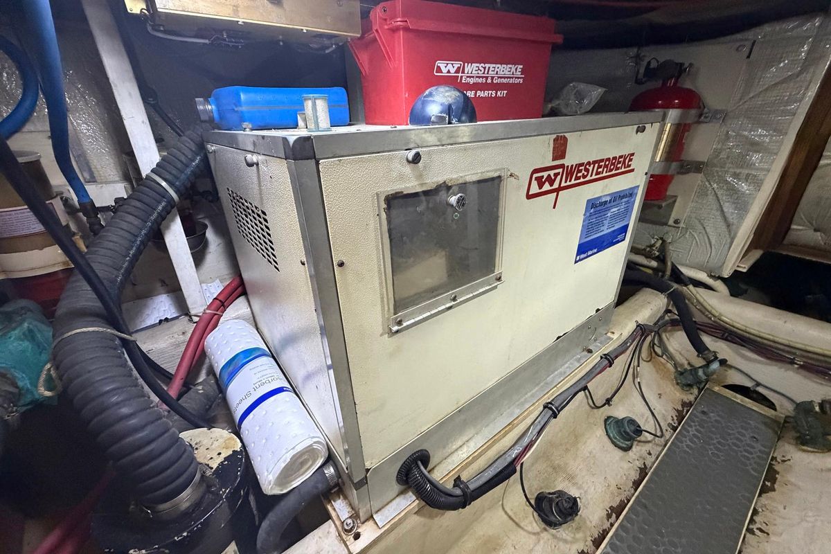 1997 Sabreline 36 Fast Trawler