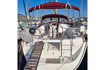2005 Beneteau Oceanis Clipper 373 Boats