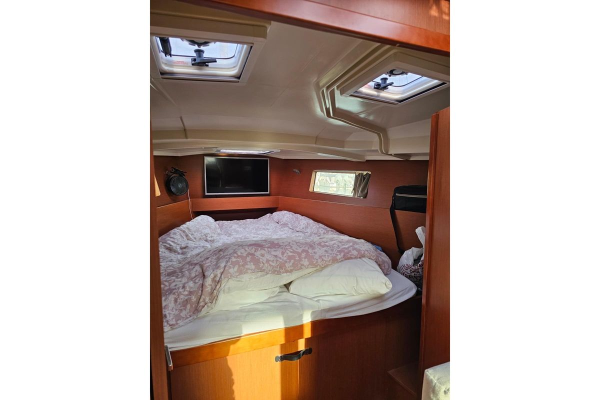 2017 Beneteau Oceanis 41.1
