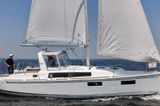 2019 Beneteau Oceanis 35.1