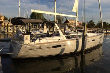 2013 Beneteau Oceanis 41 Boats