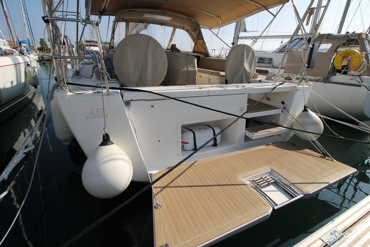 2019 Dufour 430 Grand Large