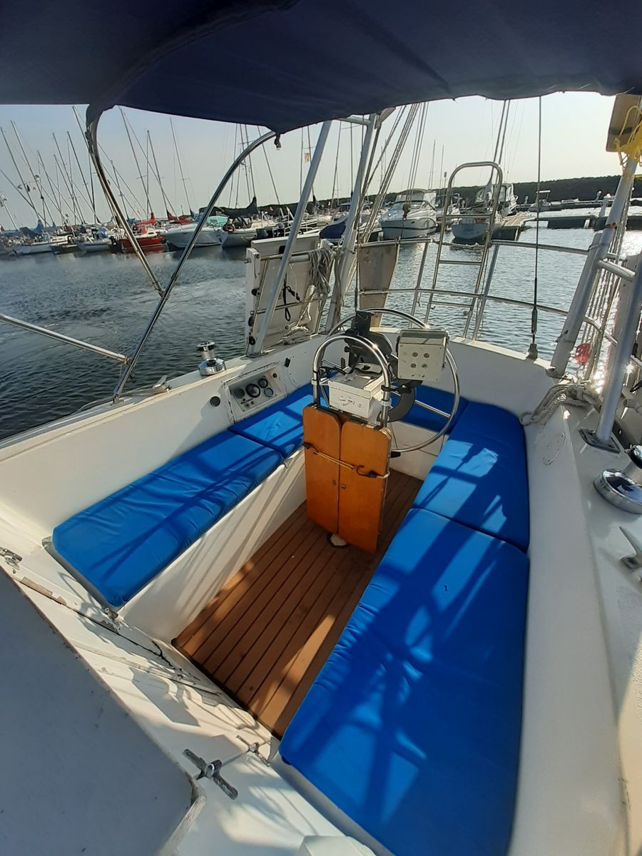 1980 Watkins 36