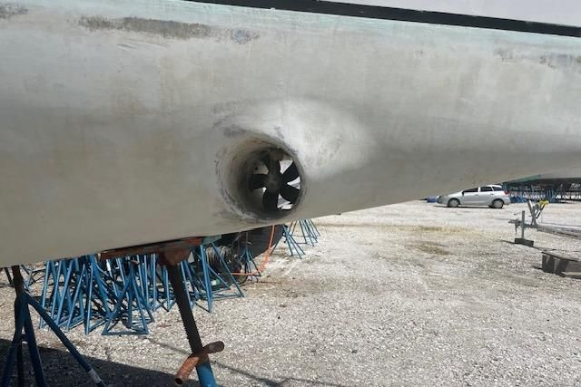 1993 Sabre 38