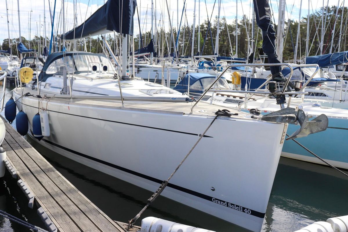2002 Grand Soleil 40 for sale in Värmdö, Sweden 40 ft