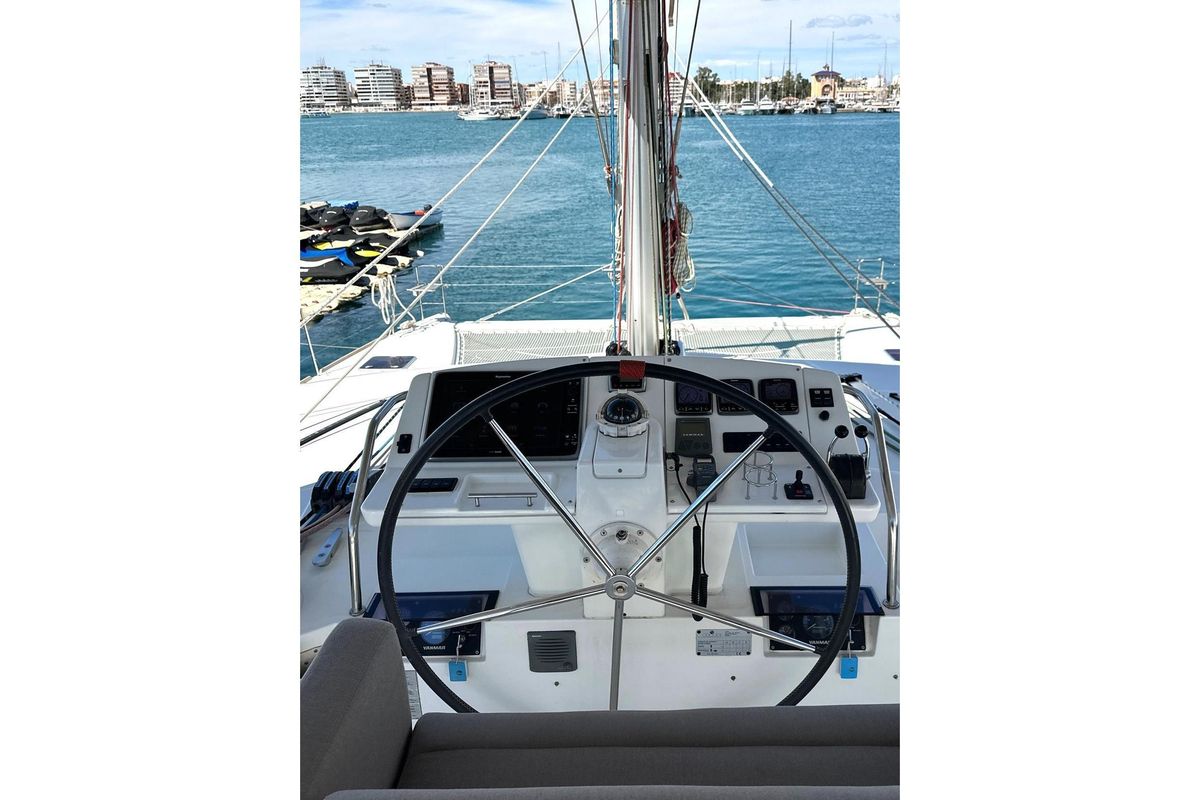 2015 Lagoon 560 S2