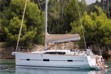 2017 Dufour 460 Grand Large for sale in Messina, Italy