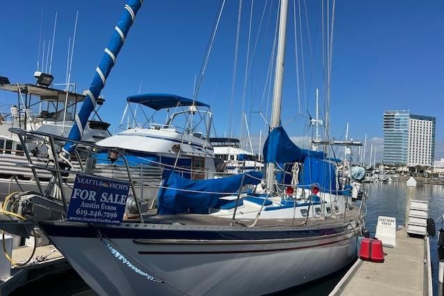 1987 Tayana Vancouver 42