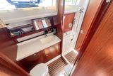 2018 Bavaria Vision 42