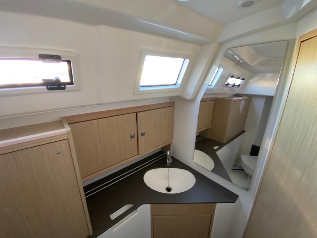 2025 Bavaria 34 Cruiser
