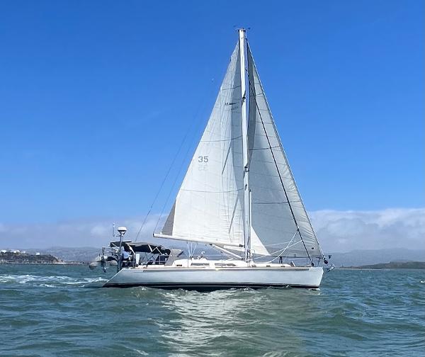 2008 Outbound 46 en venta en Point Richmond, California