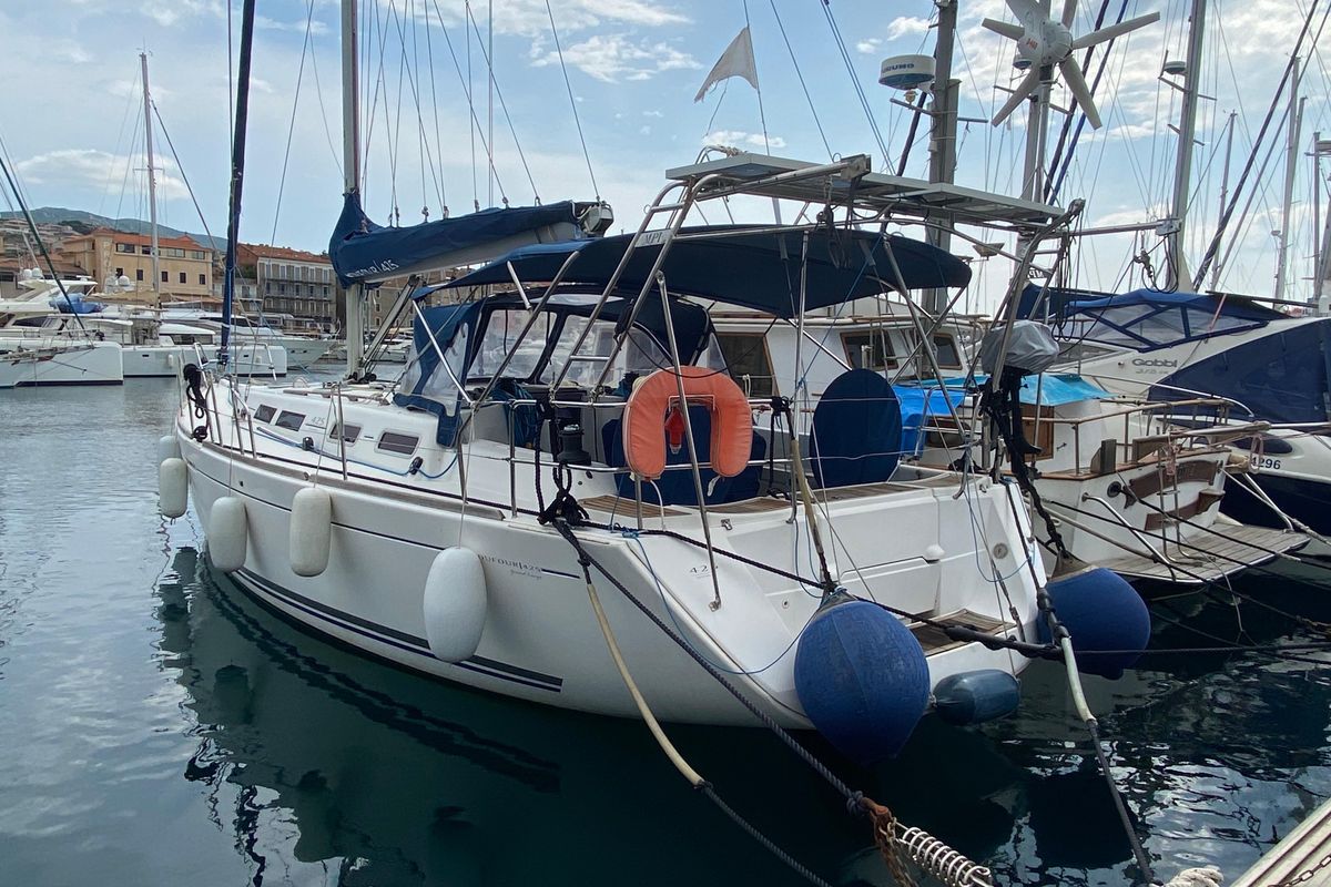 2009 Dufour 425 Grand Large