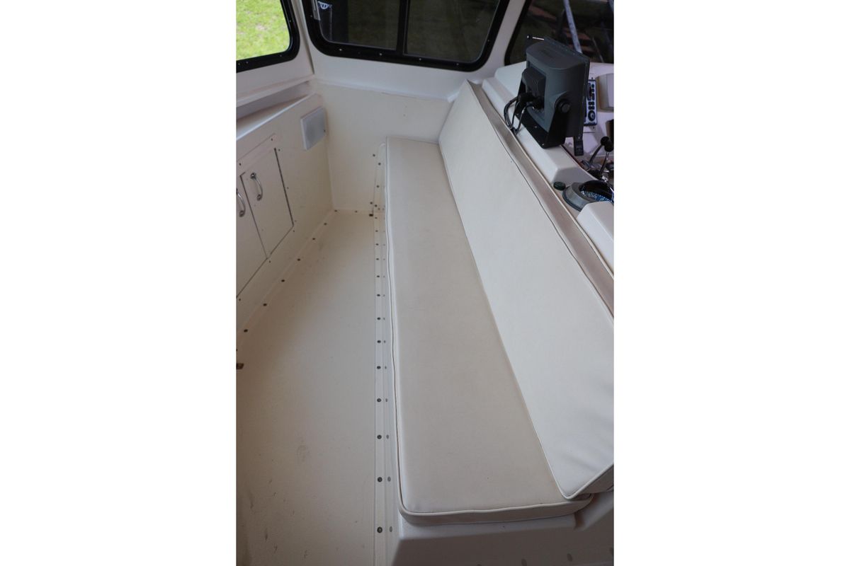 1987 Hatteras 40 Double Cabin