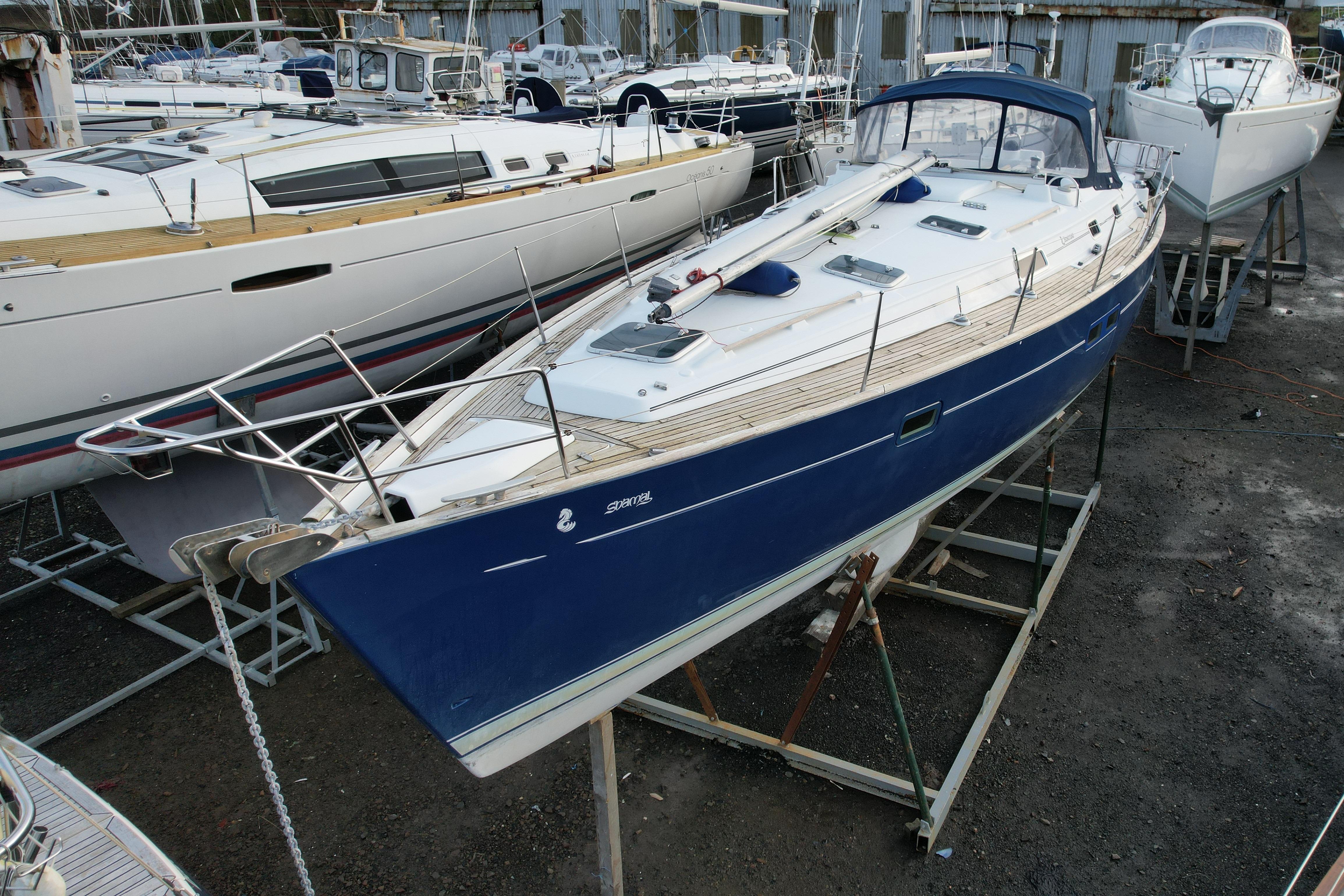 1999 Beneteau Oceanis Clipper 411 Boats