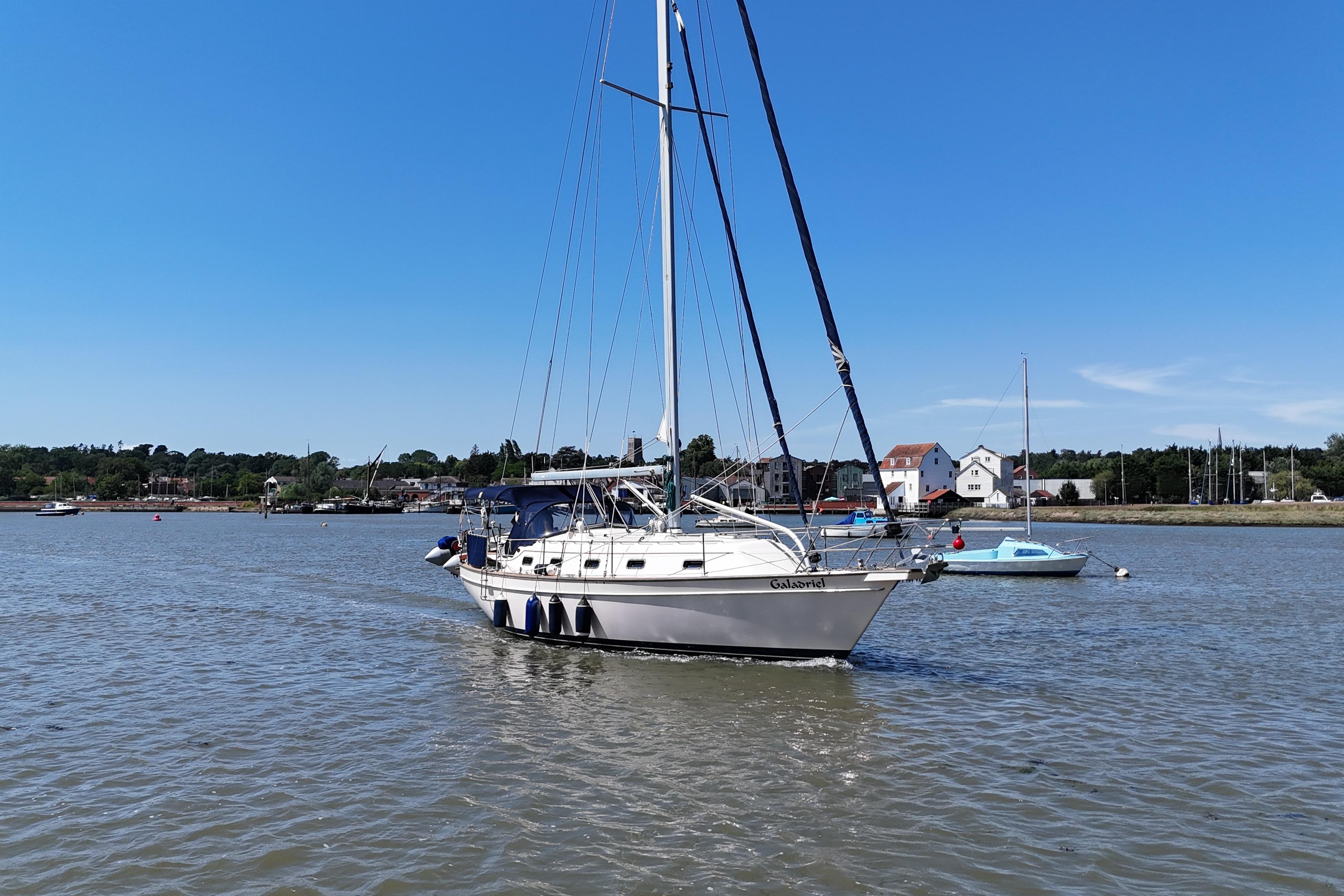 2004 Island Packet 380 for sale in Woodbridge, Suffolk, United Kingdom