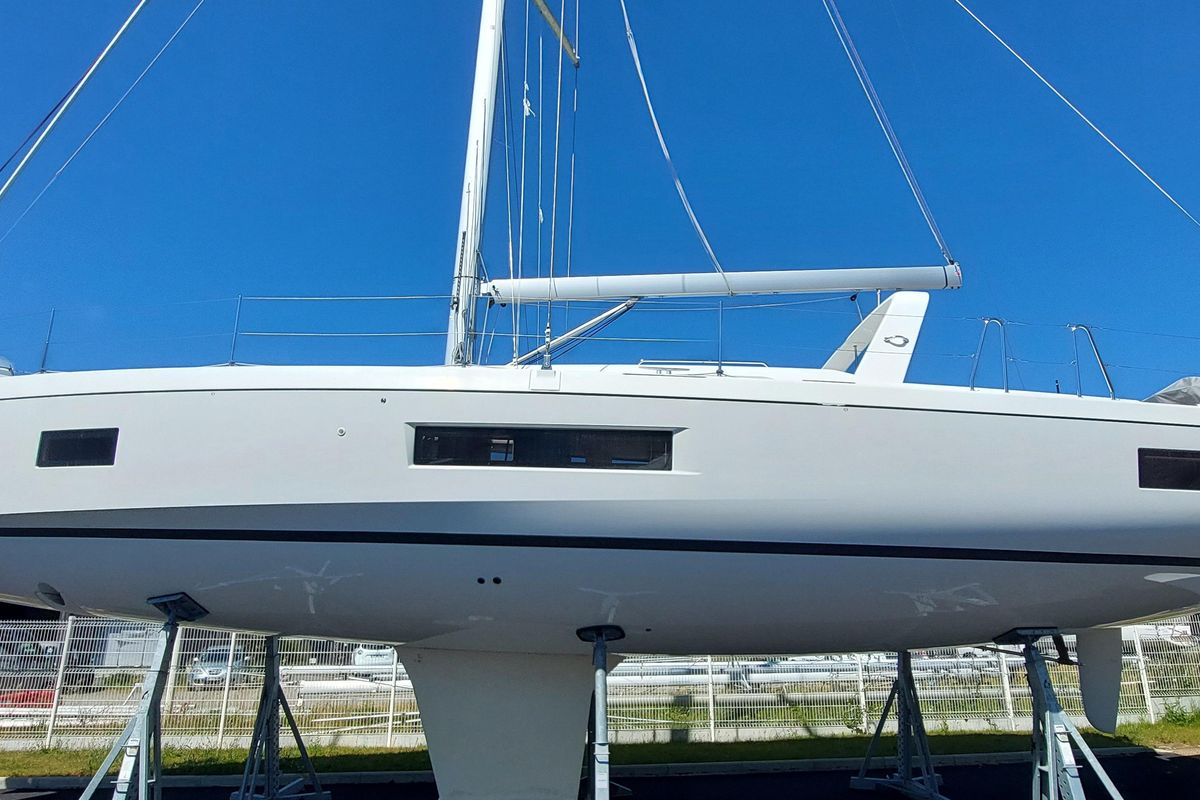 2023 Beneteau Oceanis 51.1