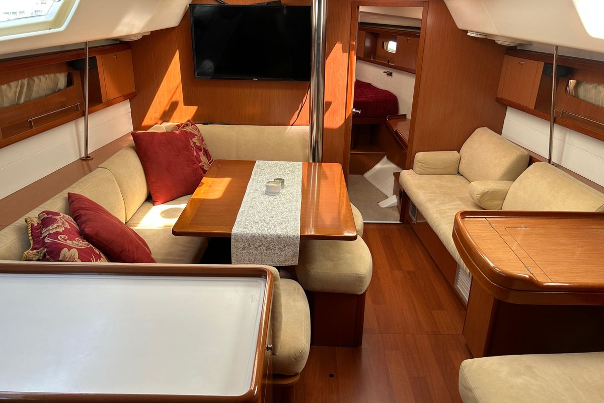 2009 Beneteau Oceanis 46